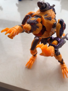 bw金属变体三代黄豹,全配无损,仅有一处小掉漆