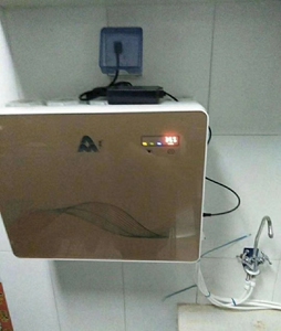 增福康净水机海尔同款式.清理库存,低价出售.