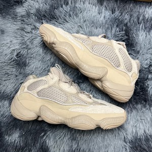 yezzy500初代