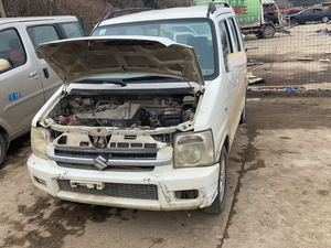 铃木北斗星1.4原厂全车拆车件,要啥拆啥,大灯机盖尾盖,下裙