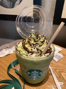 【全新】星巴克 星礼桶 上海迪士尼小镇星礼桶星冰乐造型超大杯