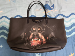 纪梵希狗头托特包