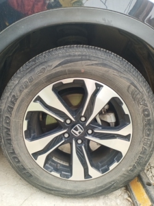 原装四条本田crv原车优科豪马轮胎,九成新,尺寸235/65