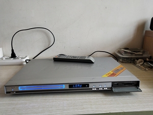 万利达 dvp -858型 dvd视盘机