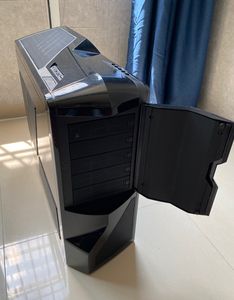 nzxt 恩杰 phantom 大幻影 e-atx机箱 老款