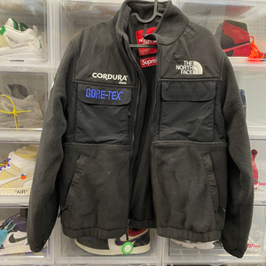 supreme 北面tnf联名摇粒绒 s码   18fw