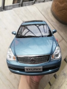 1:18原厂 尼桑 东风日产 蓝鸟 轩逸 老款 合金汽车模型