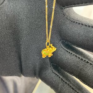 italy 小象吊坠 总重 2.78克 链750金 小象吊坠