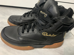 5码各一双尤因球鞋0人付款300.