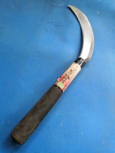 全新日本进口锯齿镰!韭菜镰刀割草镰刀!自用了一把缺齿的,割草