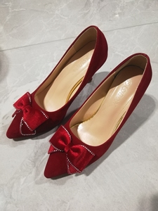 蝴蝶结水钻款大红色高跟鞋，婚鞋，单鞋，36码正码，鞋跟高9厘