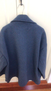 飞尼克斯羊毛大衣 全新 质量非常好 很厚实 170码 原想送