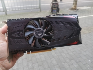 七彩虹战斧gt630 1gd5 超强散热 应该是所有630显