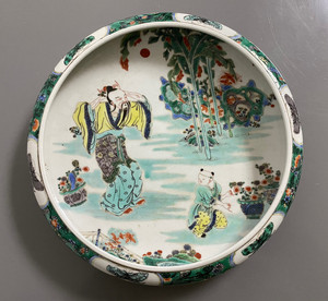 清代五彩人物大笔洗,大清康熙年制,宽28厘米,高5厘米.