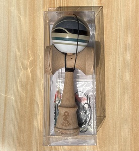 全新friday联名salomon剑玉