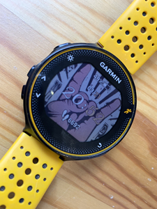 garmin235 适合跑者,光电心率,18年在台湾买的,繁