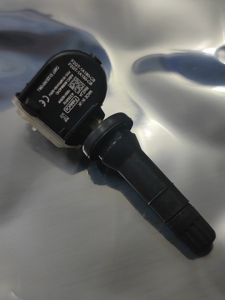 福特新蒙迪欧内置胎压感应器锐界福克斯野马金牛座胎压监测传感器