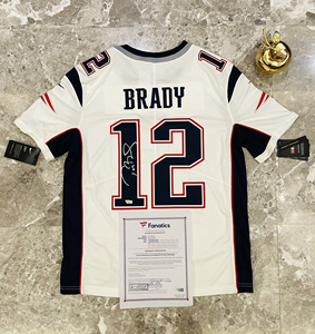 汤姆·布雷迪(tom brady)签名球衣