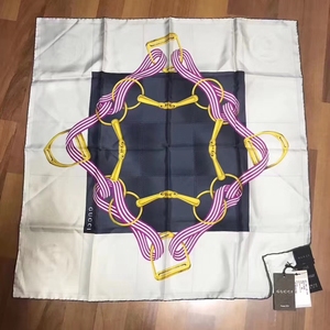 gucci丝巾 大方巾