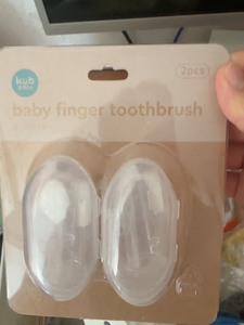 可优比婴儿指套牙刷 两只装，全新未拆封