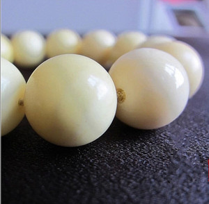 促销新款现货象牙白琥珀手串佛珠念珠香珠白蜜蜡手链男女士情侣款