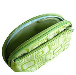 avon雅芳纯色绿色化妆包色 容量大 小物品一包收纳热卖5元