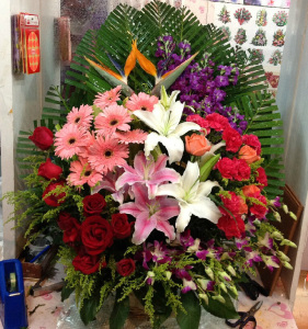 祝寿花篮同城探望看病人鲜花老人祝寿生日长春鲜花速递花店送花