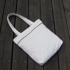 白色软把双肩带购物包休闲青年新款纯色拉链森系大容量帆布书包