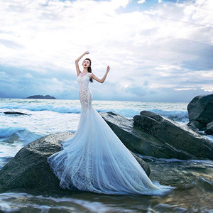 海景女神拍照婚纱美人鱼系列礼服写真婚纱情侣拍照婚纱拖尾