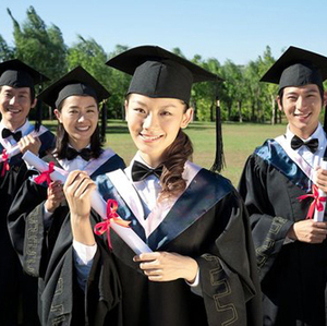 大学生学士学位服
