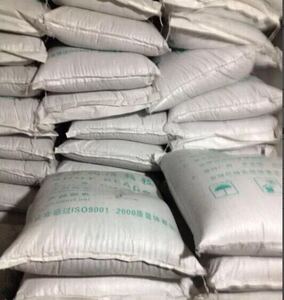 冷室压铸机压铸配件铝合金压铸冲头颗粒油黑颗粒润滑颗粒油