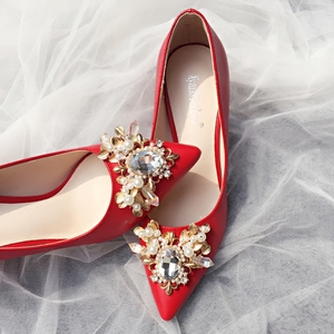 粗跟真皮羊皮女2021春季新款婚鞋女大红色新娘鞋水钻尖头高跟单鞋