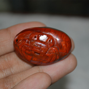 战国红吊坠/天然北票料挂坠/小雕刻件手把件摆件项链坠/螃蟹图案