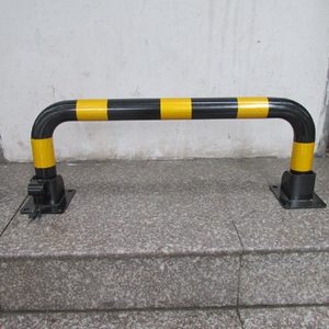 u型防撞杆带锁防撞桩警示桩挡车器杆拦车柱车位锁护栏钢管 龙门杆