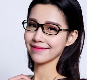 新款光学女式眼镜架 时尚板材全框黑色眼镜框架 tr配近视镜