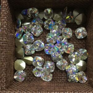 淘宝美甲用品材料diy饰品彩色镶钻七彩激光钻中方形价格060.