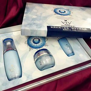 正品vtv薇缇薇水云护肤套盒补水保湿修复精华露爽肤水凝露保湿霜