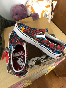 帆布鞋Vans全新 购于香港Vans漫威联名Marvel死侍