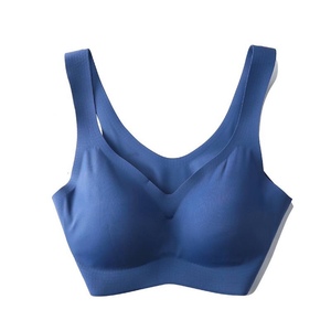 国内一线代工厂 性感v领无痕文胸舒适 柔软 贴身内衣