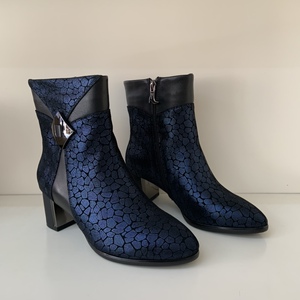 莱斯佩斯 女鞋 女靴 皮里短靴 粗跟高跟真皮