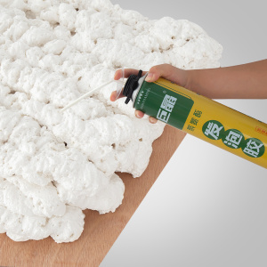 镜子改造泡沫填缝剂门窗安装填充剂膨胀胶堵洞发泡剂建筑用聚氨酯