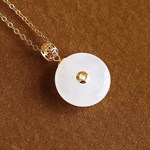 天然新疆和田白玉平安扣吊坠18k金镶嵌羊脂玉面包扣锁骨链项链女