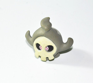 任天堂神奇宝贝口袋妖怪宠物小精灵手办公仔人偶伴手礼夜骷髅