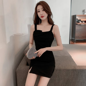 性感吊带连衣裙韩版流行打底裙子酒吧蹦迪衣服气质夜店女装小黑裙
