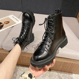 派中派名牌深港商场同款卓怡女鞋2021秋冬欧美真皮名媛马丁靴短靴