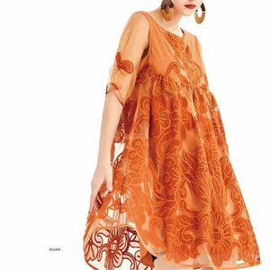 卓拉连衣裙z113426春夏装新款中裙2021欧根纱绣花女裙子zuolla