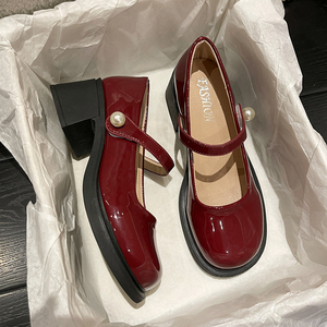 法式复古玛丽珍鞋女2024年春季新款百搭配裙子中跟粗跟红色小皮鞋
