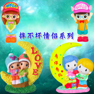摔不坏石膏彩绘白坯搪胶娃娃情侣款存钱罐模具公仔diy上色填色