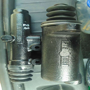 北奔重卡原厂离合器分泵离合器总泵液压助力泵挺杆