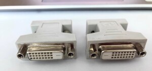 DVI/VGA15针转DVI(24+1)孔 VGA公头转DVI母头视频转换头 不带芯片